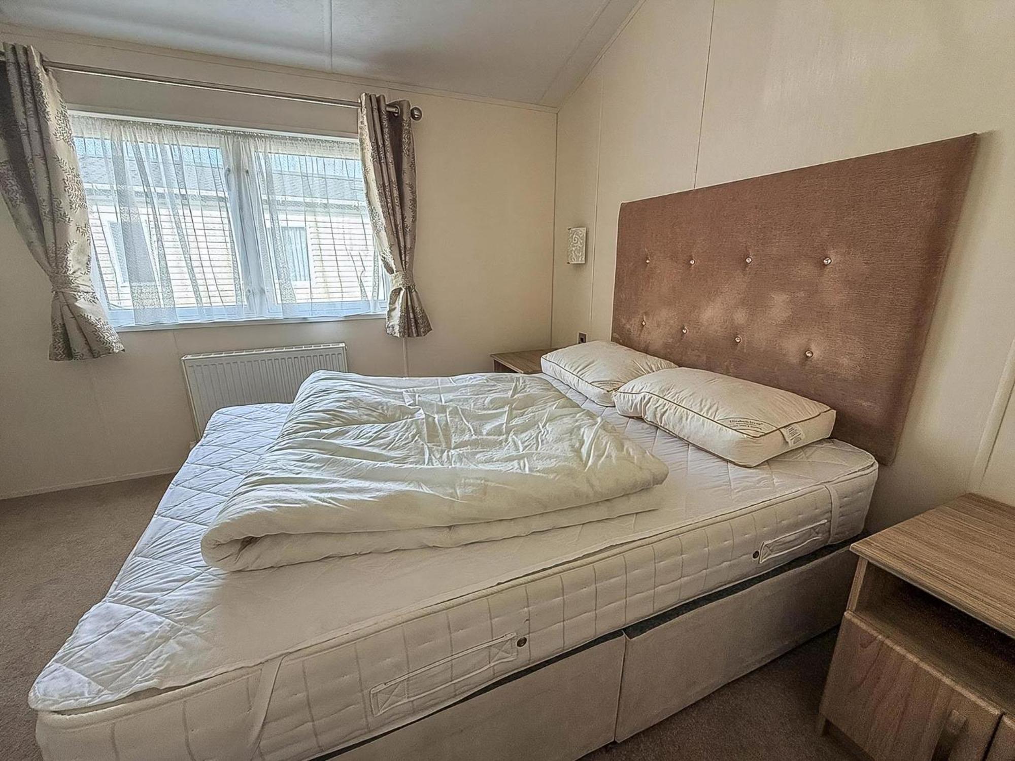 Luxury 6 Berth With Wifi At Broadland Sands In Suffolk Ref 20011cv Hopton on Sea